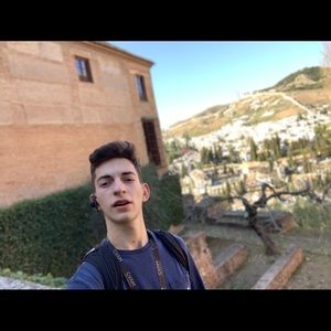 Meet your Posher, Mark